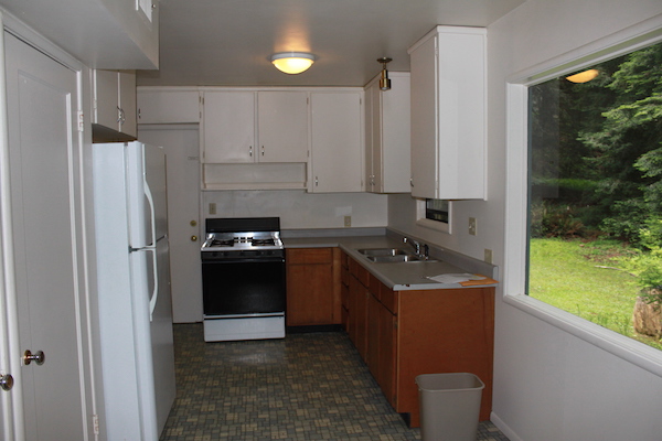 Arcata 4 Bedroom House 2100 Complete Property Management