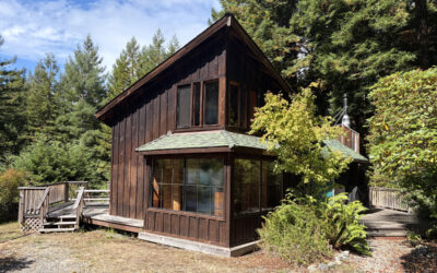 Unique Cabin in the Woods/$2,500